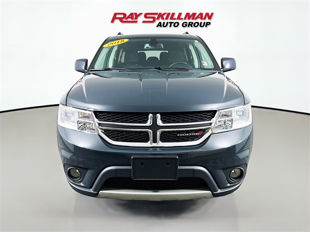 2018 Dodge Journey SXT photo 2