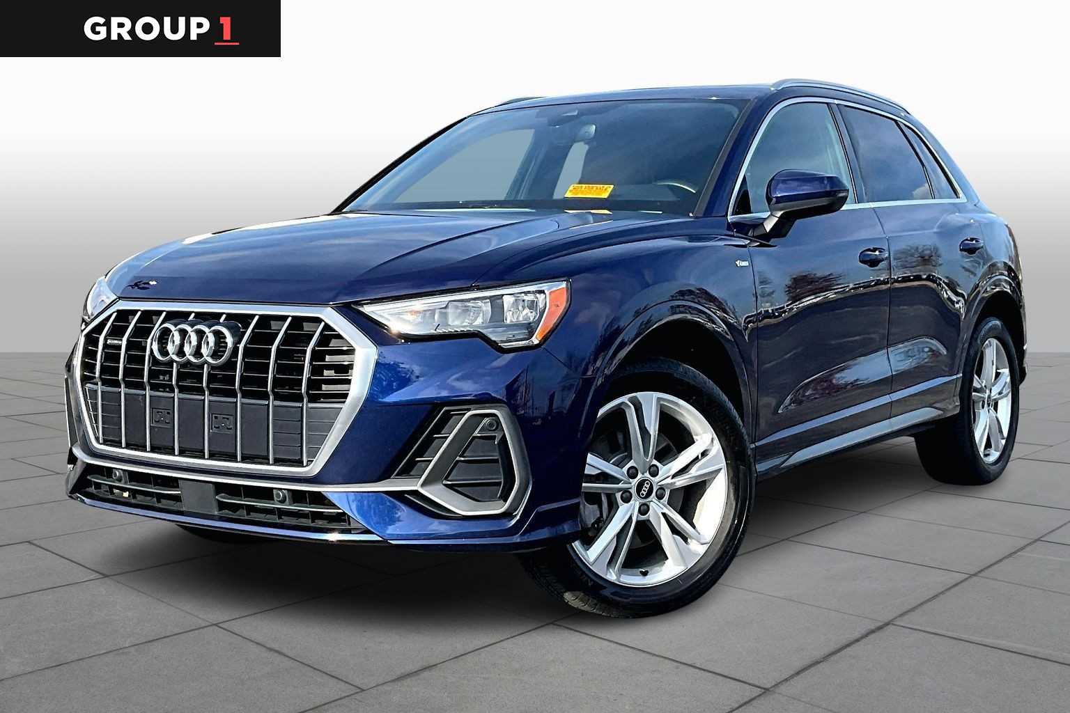 2022 Audi Q3 S Line Premium's photo