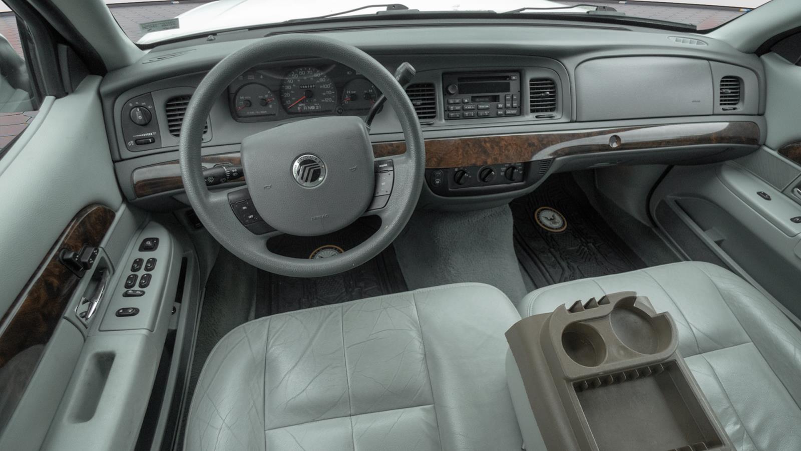 2005 Mercury Grand Marquis GS photo 7