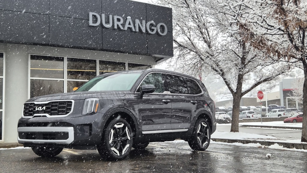 2025 Kia Telluride S's photo