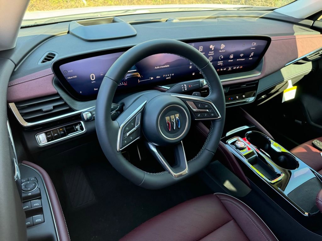 2025 Buick Envision Sport Touring photo 3