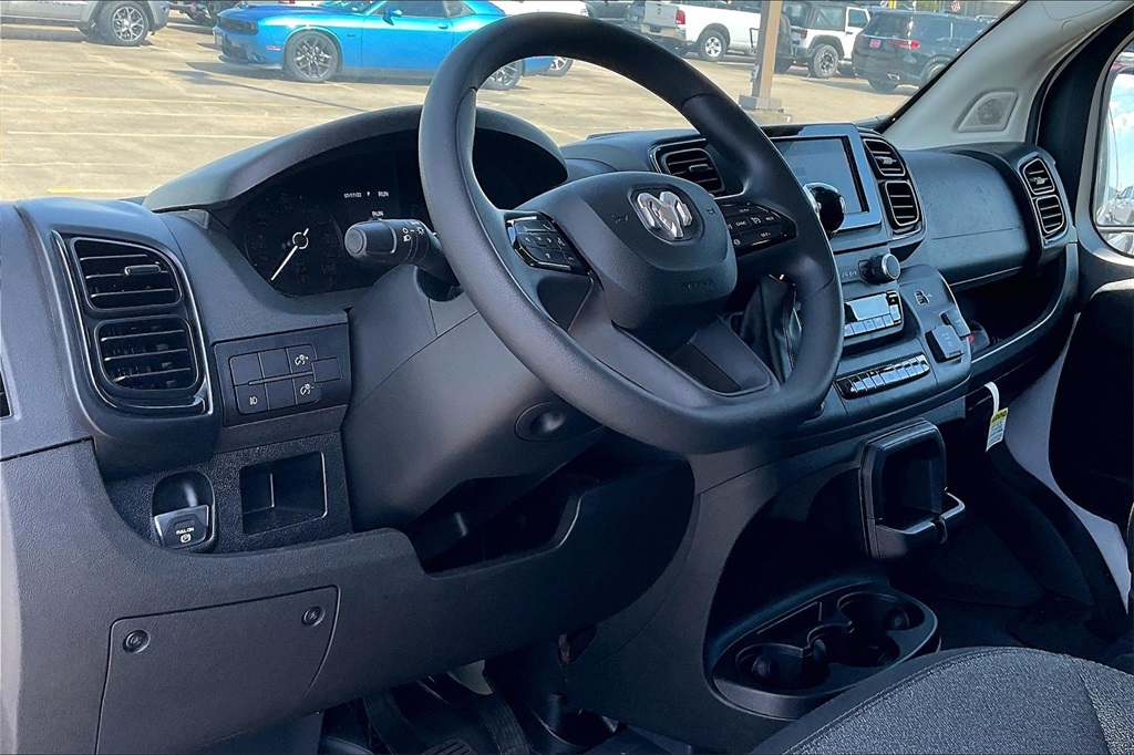 2024 Ram ProMaster 2500 Base photo 3