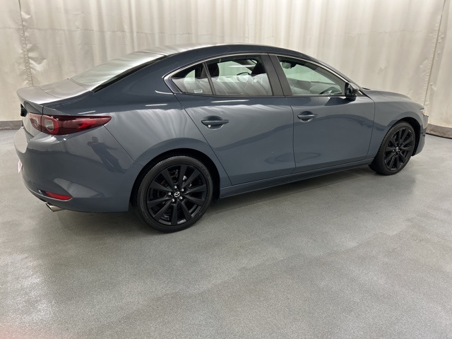 2024 Mazda Mazda3 2.5 s Carbon photo 4