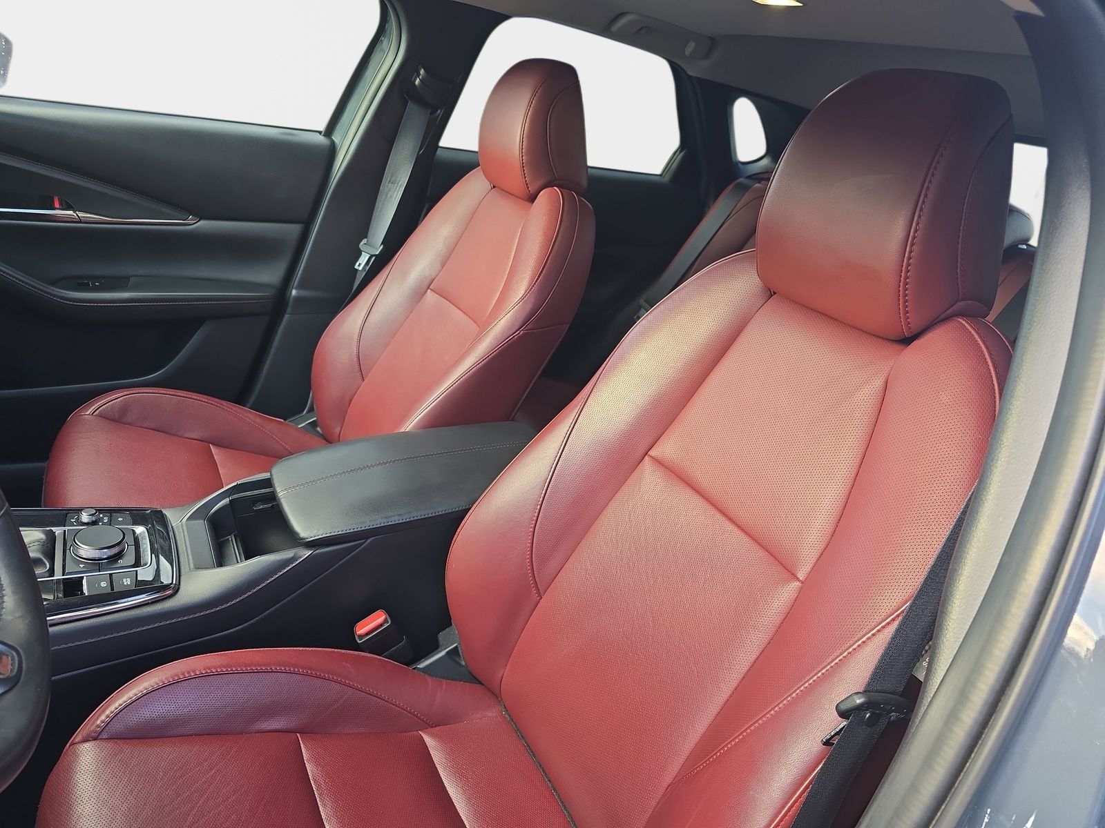 2024 Mazda CX-30 2.5 S Carbon photo 9