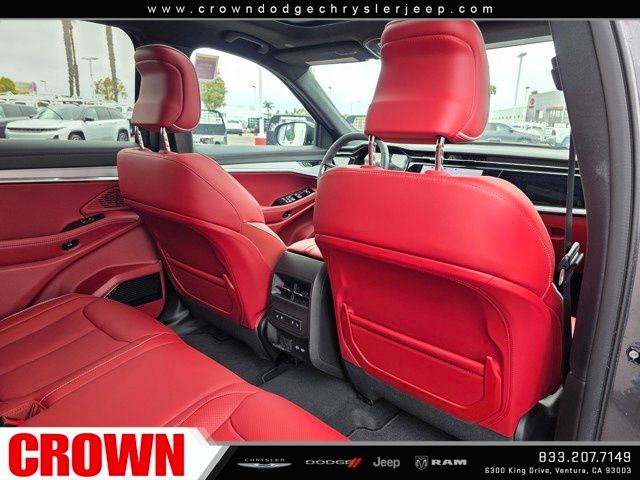 2025 Jeep Wagoneer S Launch Edition photo 9