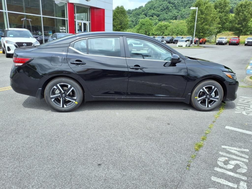 2025 Nissan Sentra SV photo 2