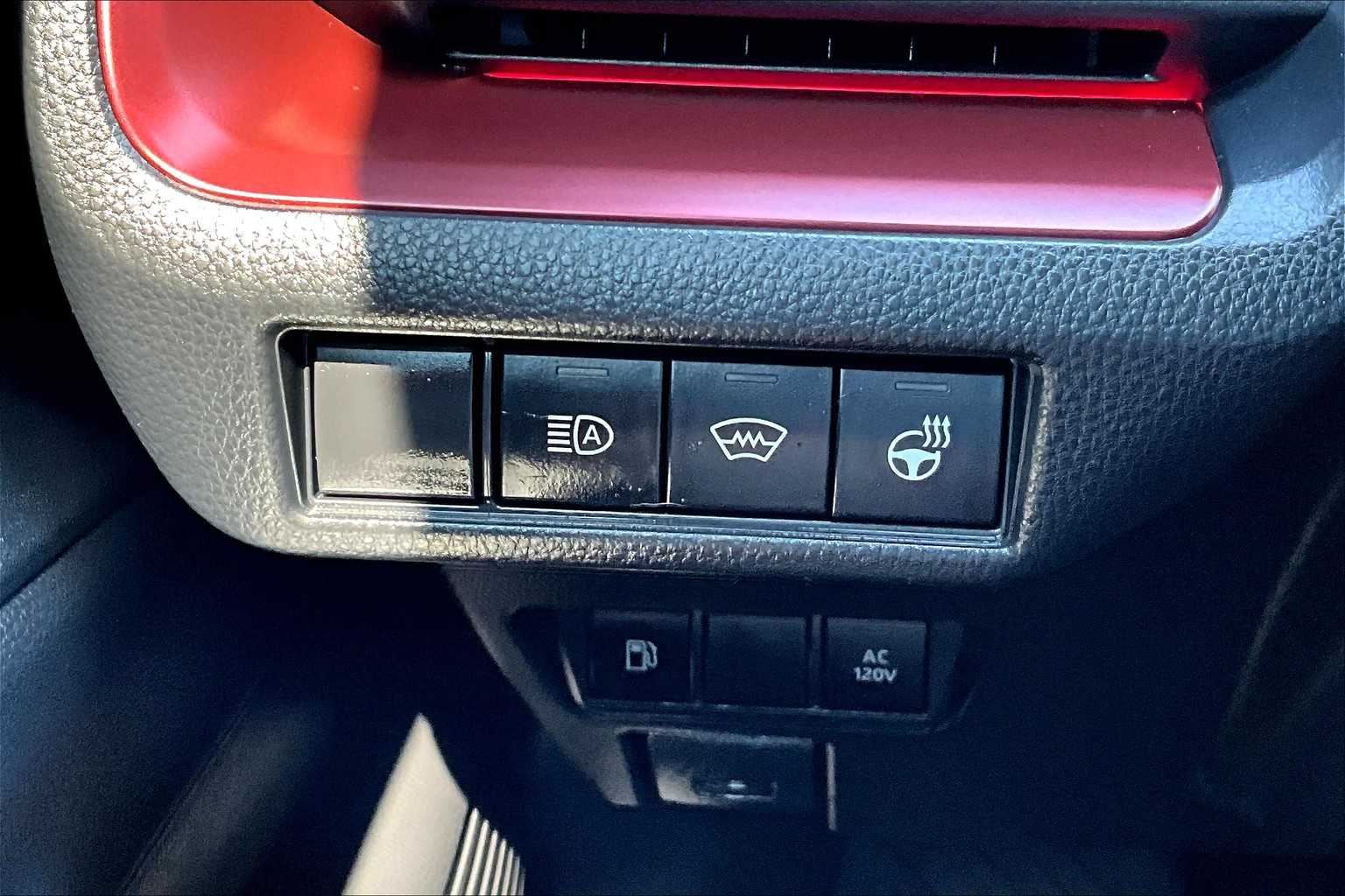 2023 Toyota Prius Prime XSE photo 32