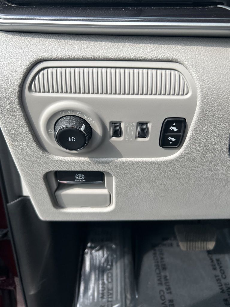 2024 Jeep Wagoneer Base photo 28