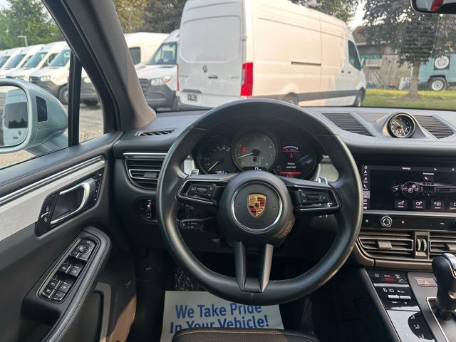 2022 Porsche Macan S photo 28