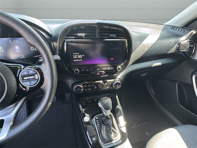 2023 Kia Soul S photo 19