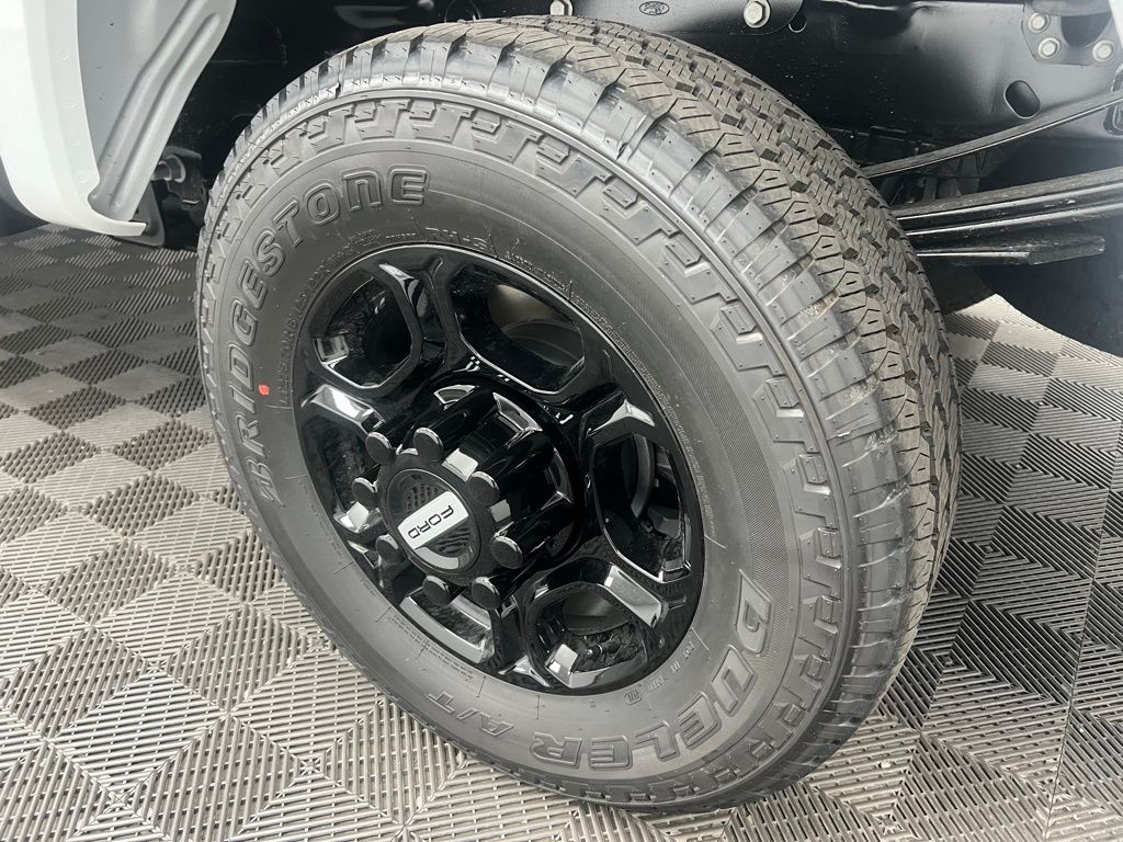 2025 Ford F-250 photo 29