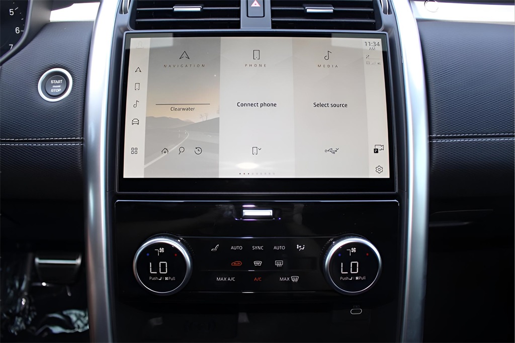 2025 Land Rover Discovery SE photo 19