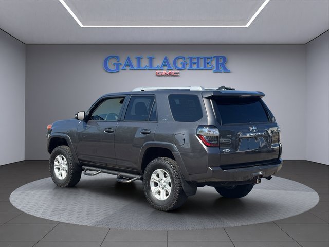 2016 Toyota 4Runner Limited photo 6