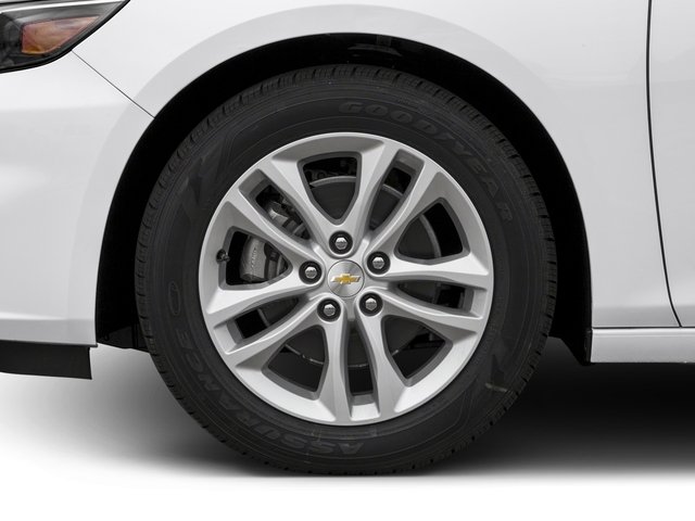 2017 Chevrolet Malibu 1LT photo 14