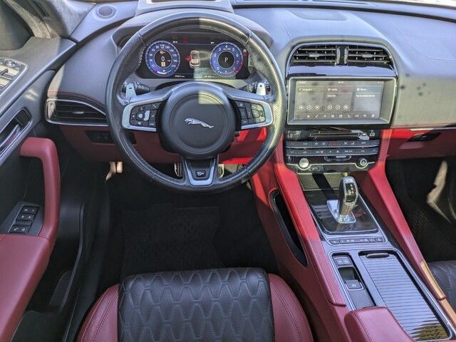 2020 Jaguar F-PACE SVR photo 13