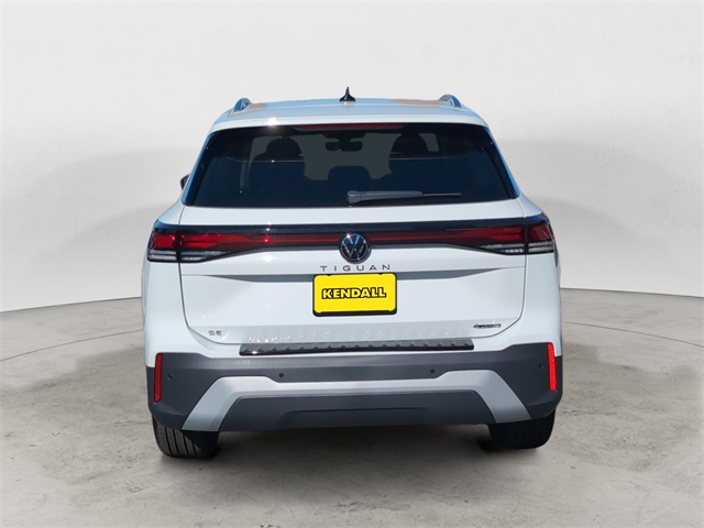 2025 Volkswagen Tiguan SE photo 4