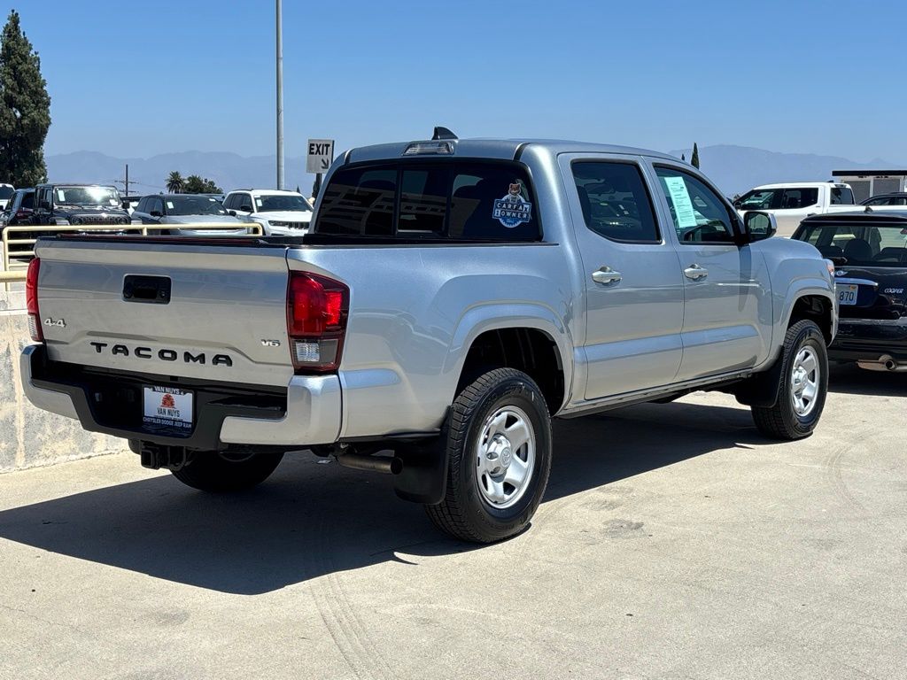 2022 Toyota Tacoma SR V6 photo 3