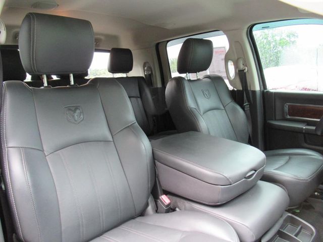 2010 Ram 2500 Laramie photo 7