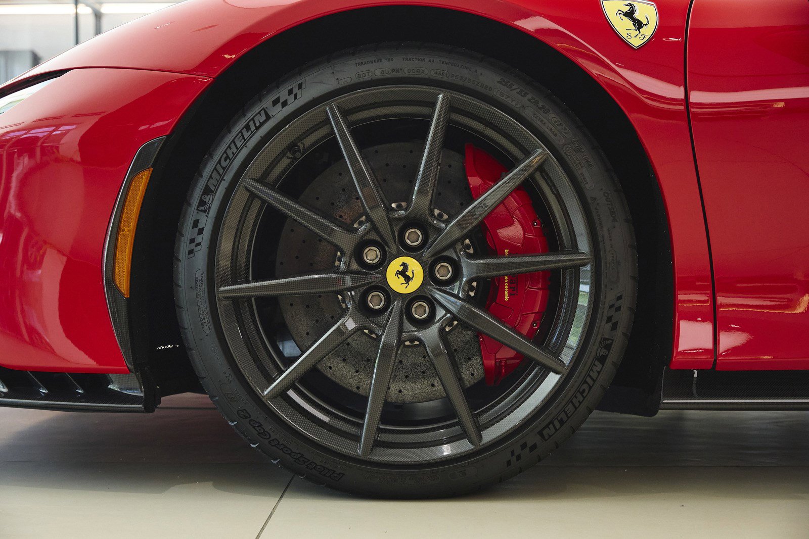 2022 Ferrari SF90 Spider Assetto Fiorano photo 22
