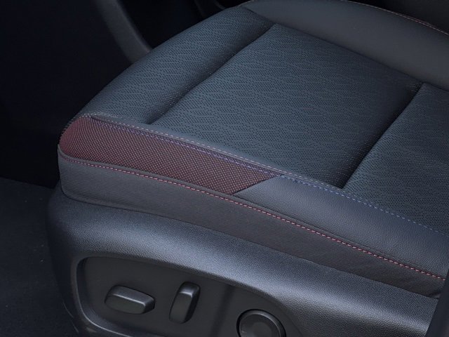 2026 Chevrolet Equinox RS photo 12