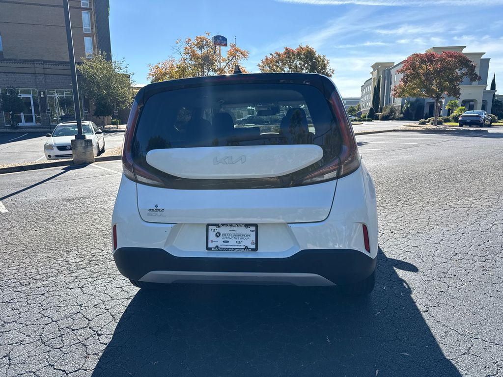 2024 Kia Soul LX photo 4