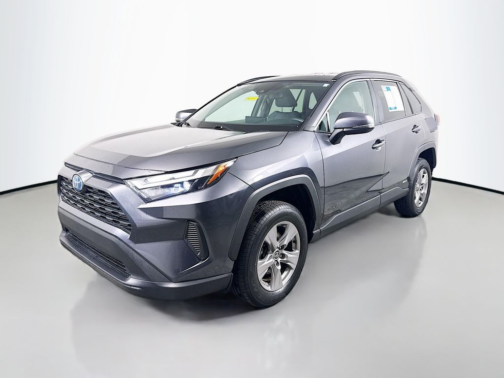 2023 Toyota RAV4 Hybrid XLE photo 3