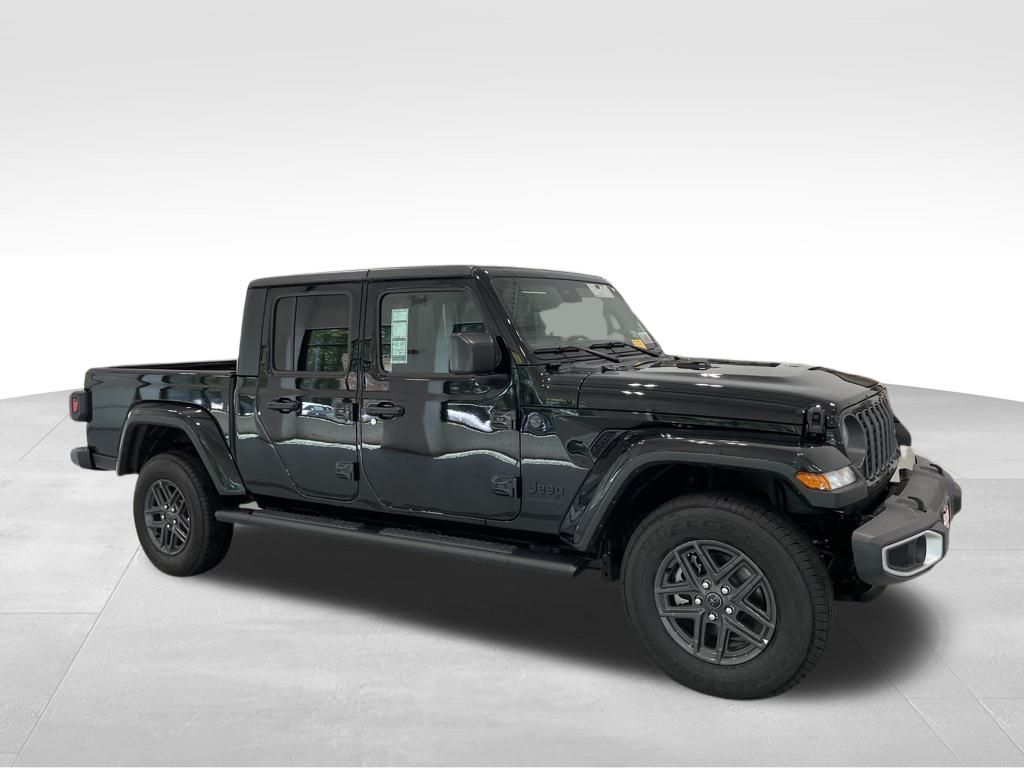 2024 Jeep Gladiator Sport photo 3
