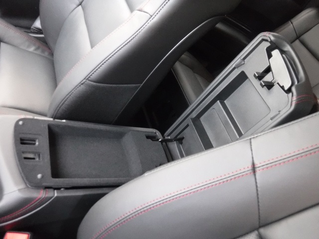 2025 Dodge Durango R/T Plus photo 17