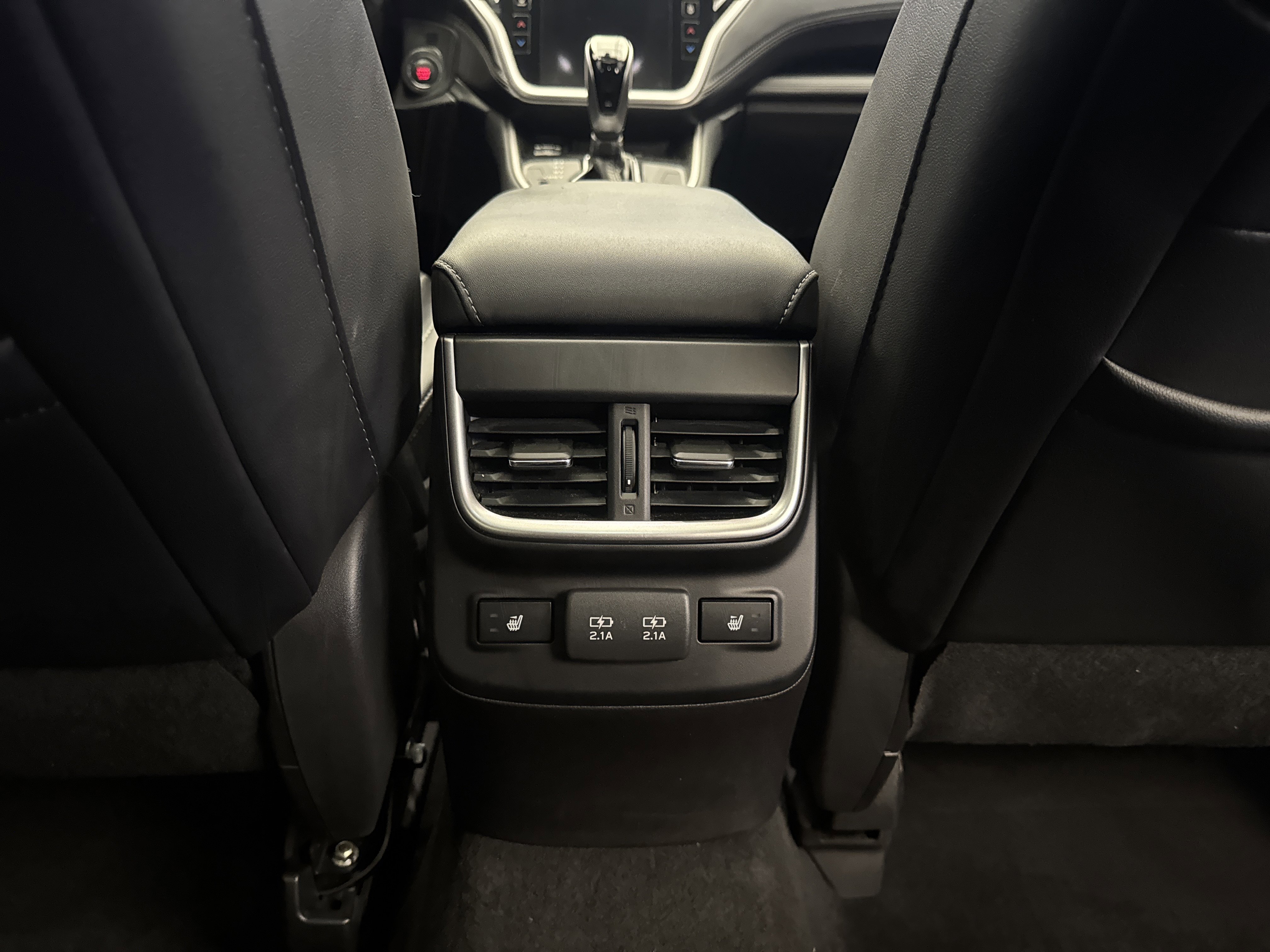 2020 Subaru Outback Limited XT photo 4