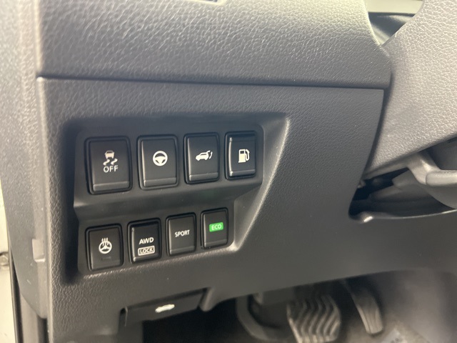 2019 Nissan Rogue SL photo 20
