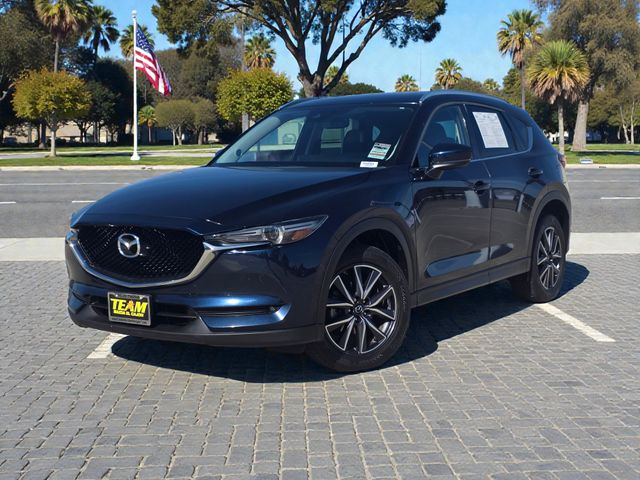 2017 Mazda CX-5 Base's photo