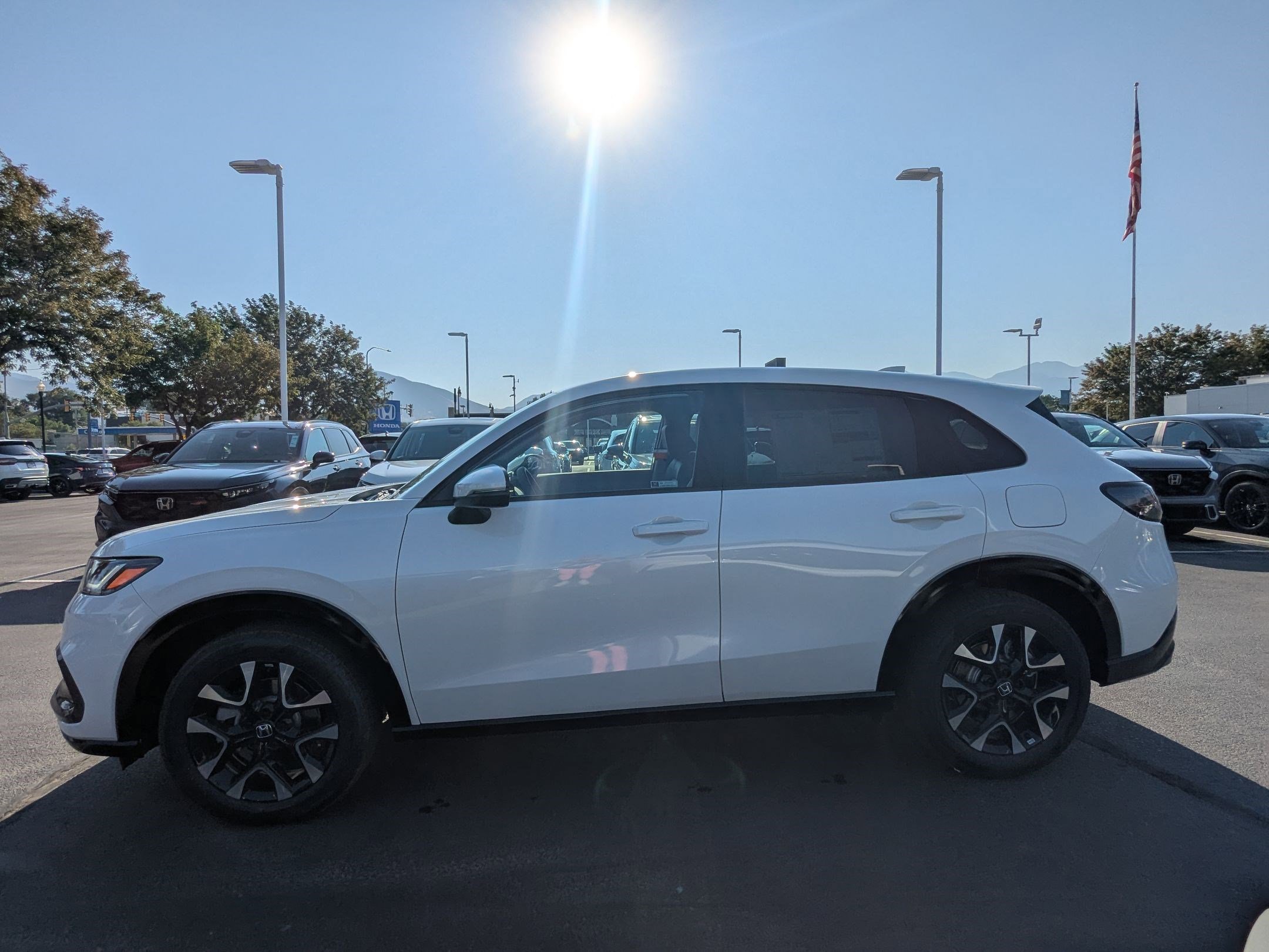 2026 Honda HR-V EX-L photo 3