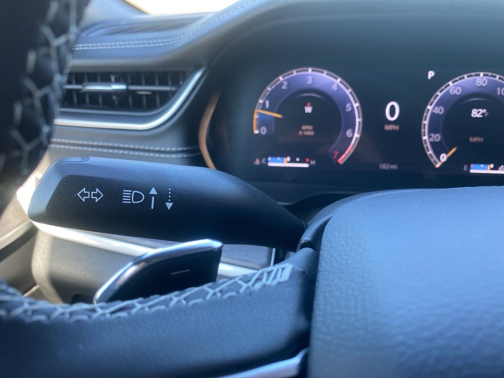 2025 Jeep Grand Cherokee Limited photo 20