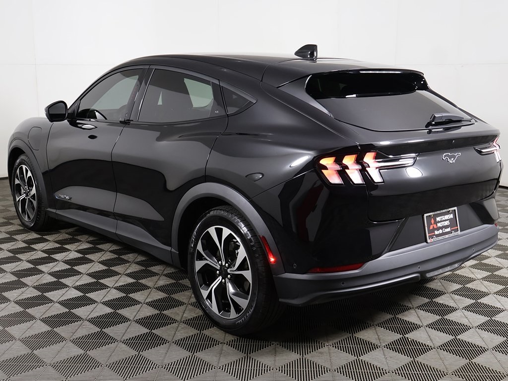 2024 Ford Mustang Mach-E Select photo 3