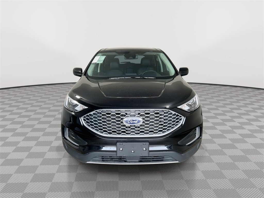 2024 Ford Edge SEL photo 3