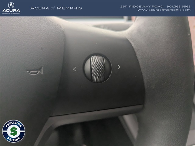 2024 Tesla Model Y Standard Range photo 12