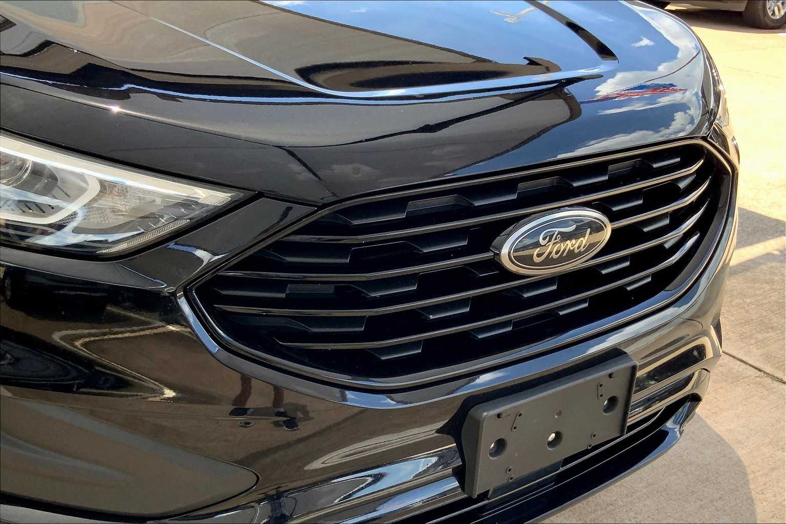 2022 Ford Edge SE photo 49