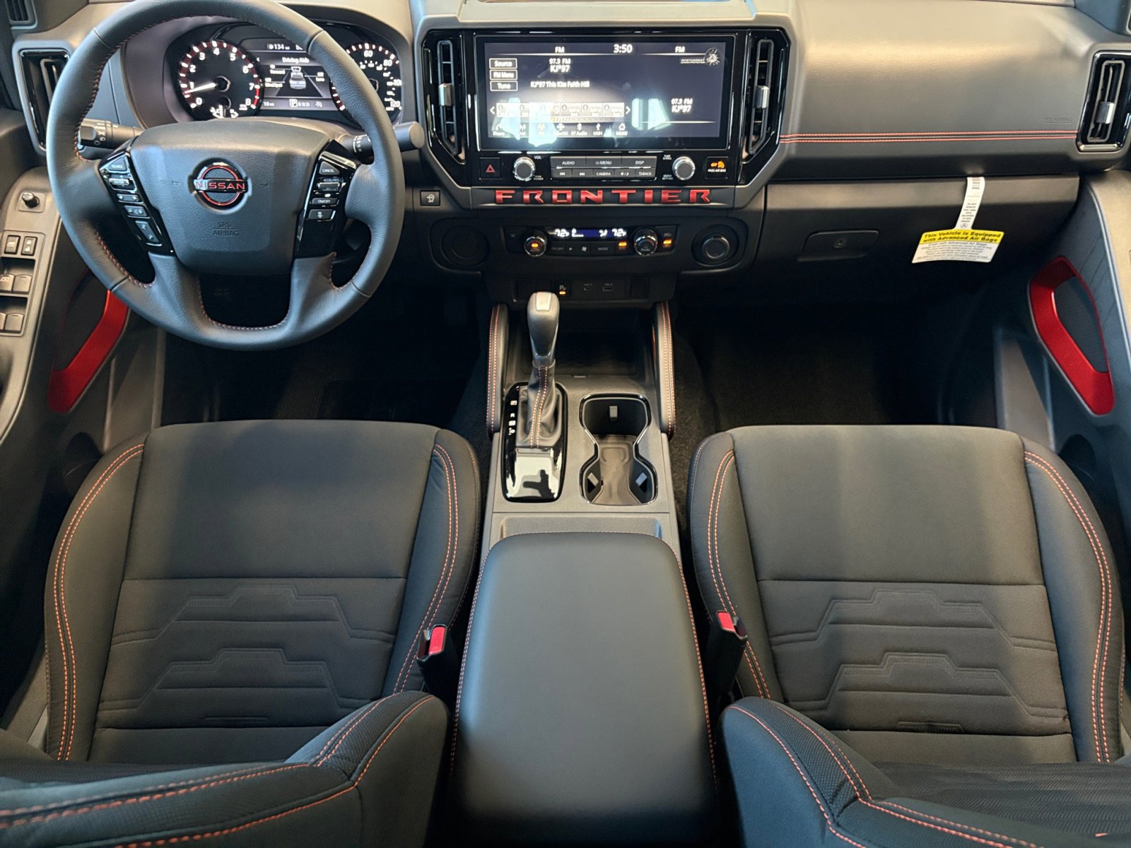 2025 Nissan Frontier PRO-X photo 2