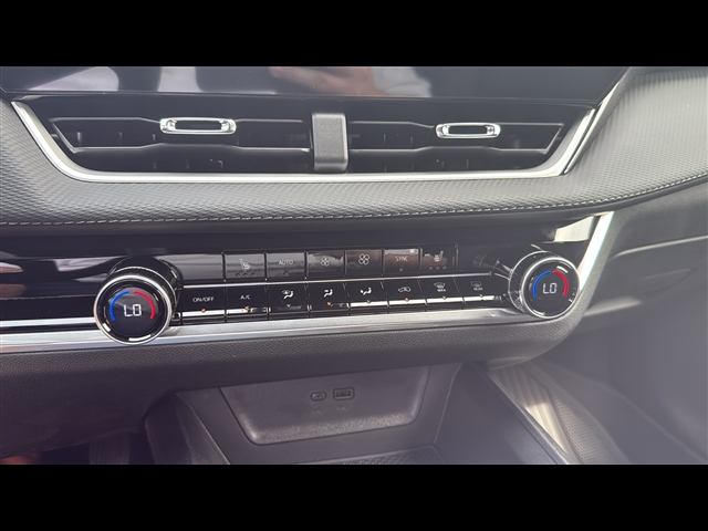 2026 Chevrolet Equinox LT photo 16