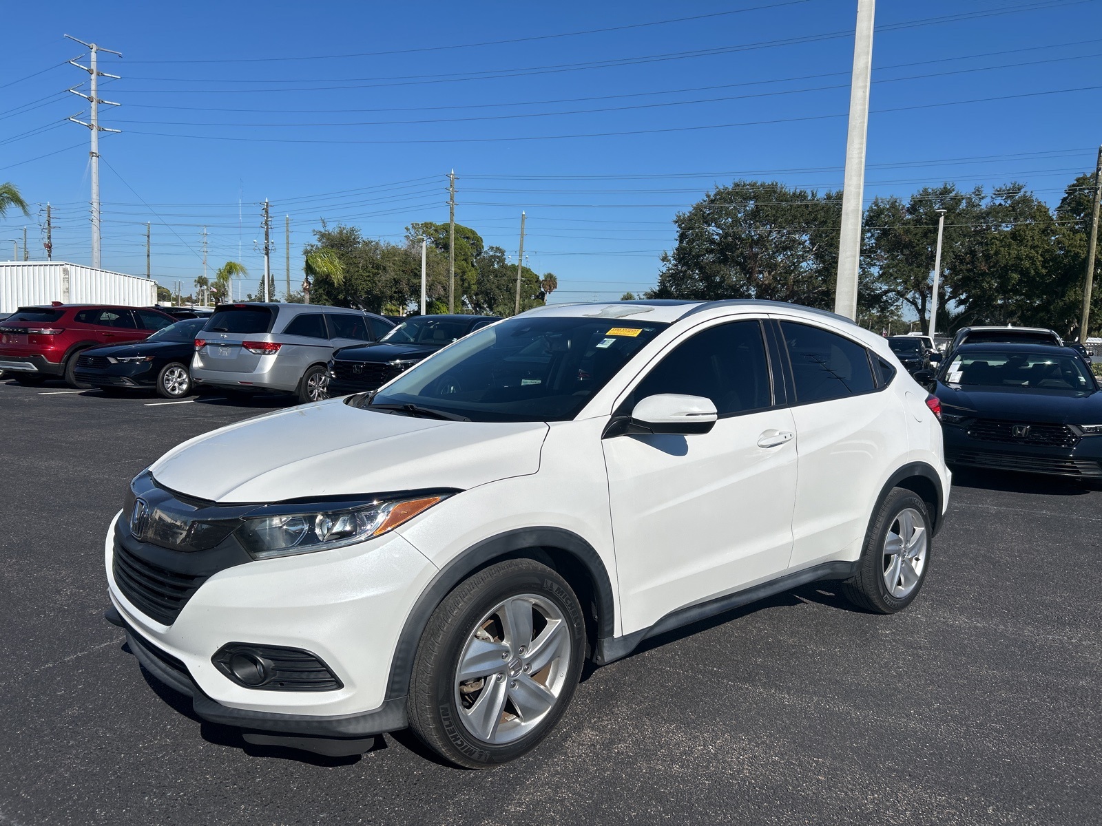 2019 Honda HR-V EX-L photo 3