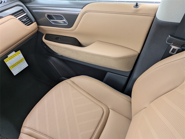 2026 Infiniti QX80 Luxe photo 17