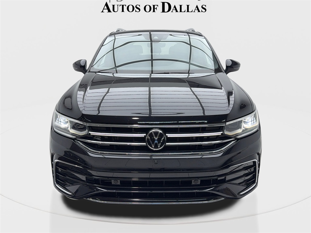 2023 Volkswagen Tiguan SEL R-Line Black photo 4