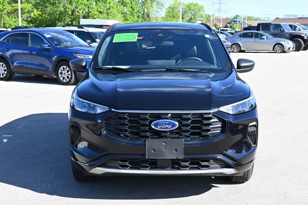 2024 Ford Escape ST-Line photo 5