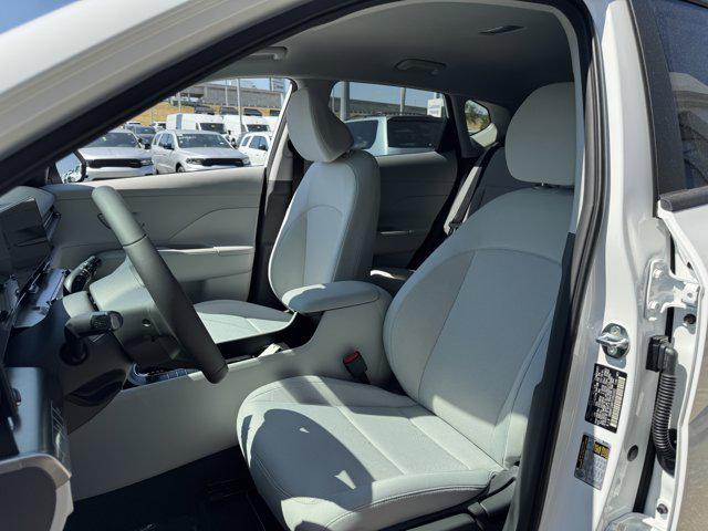 2026 Hyundai Kona SEL photo 28