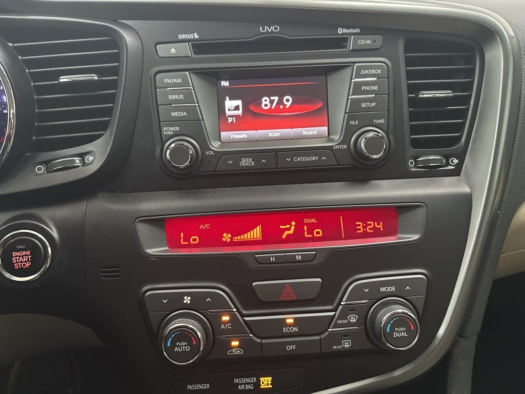 2013 Kia Optima Hybrid LX photo 13
