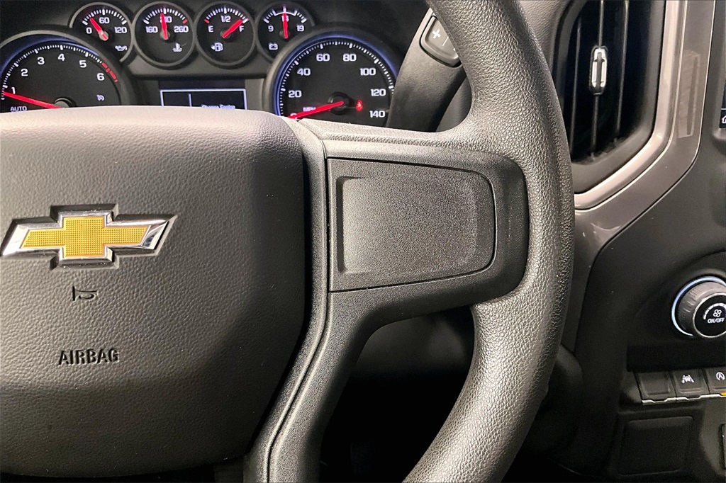 2024 Chevrolet Silverado 1500 Custom photo 17