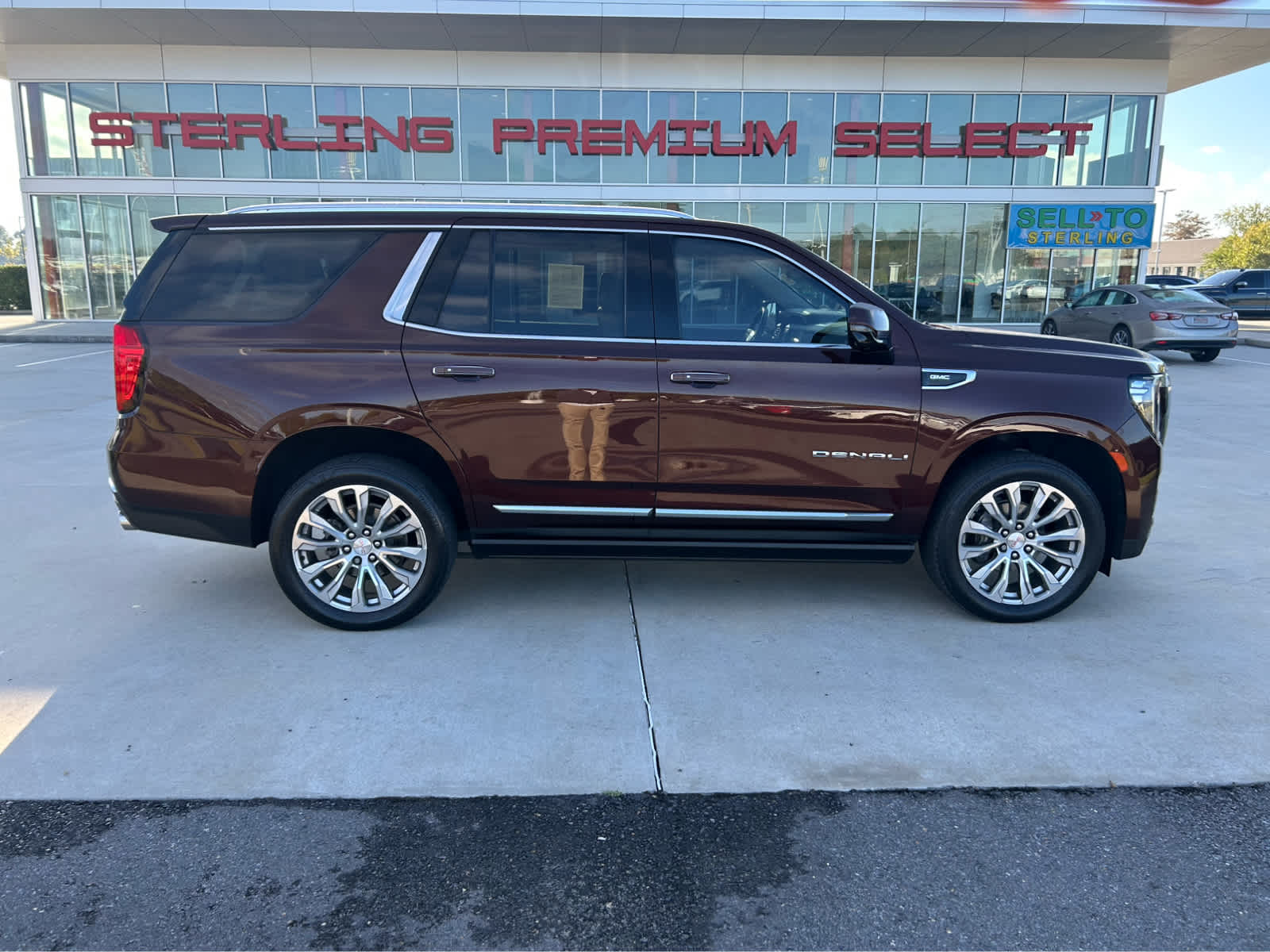 2022 GMC Yukon Denali's photo