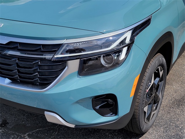 2026 Kia Seltos EX photo 10