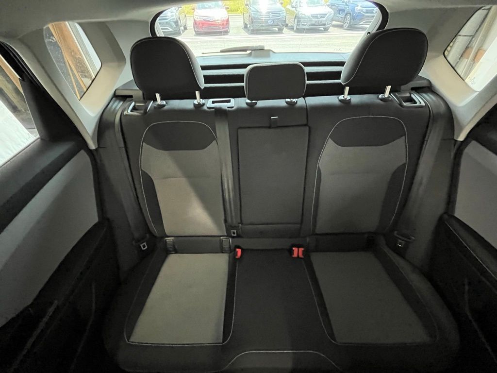 2024 Volkswagen Taos S photo 25