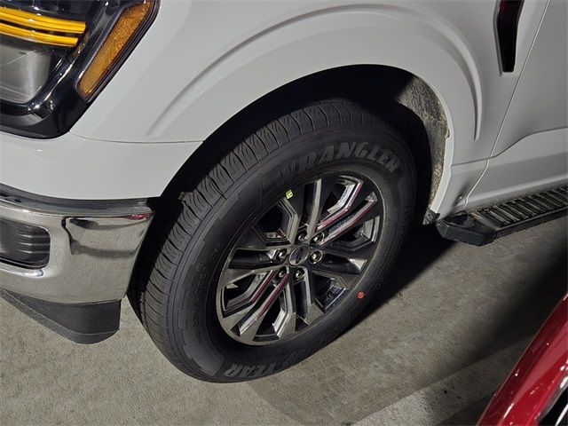 2025 Ford F-150 XLT photo 4